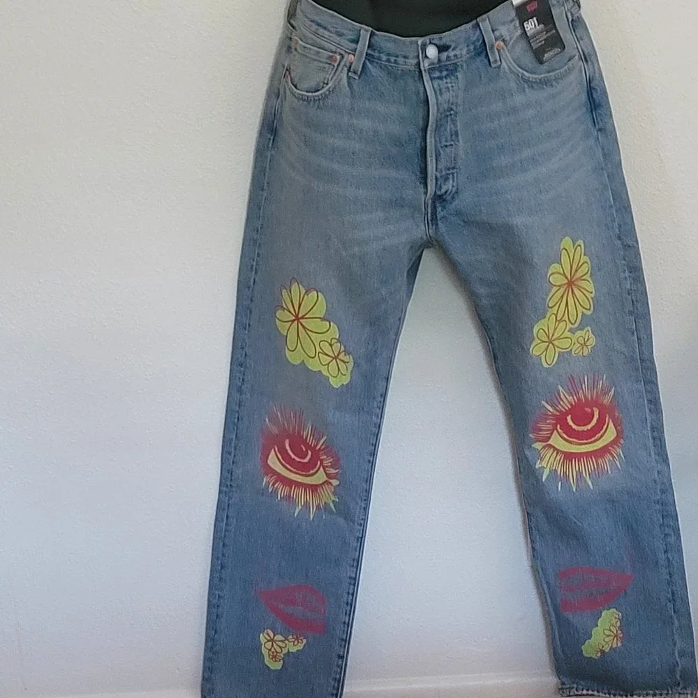 💯 % Authentic Levi’s Jeans 👖 - Picture 1 of 7